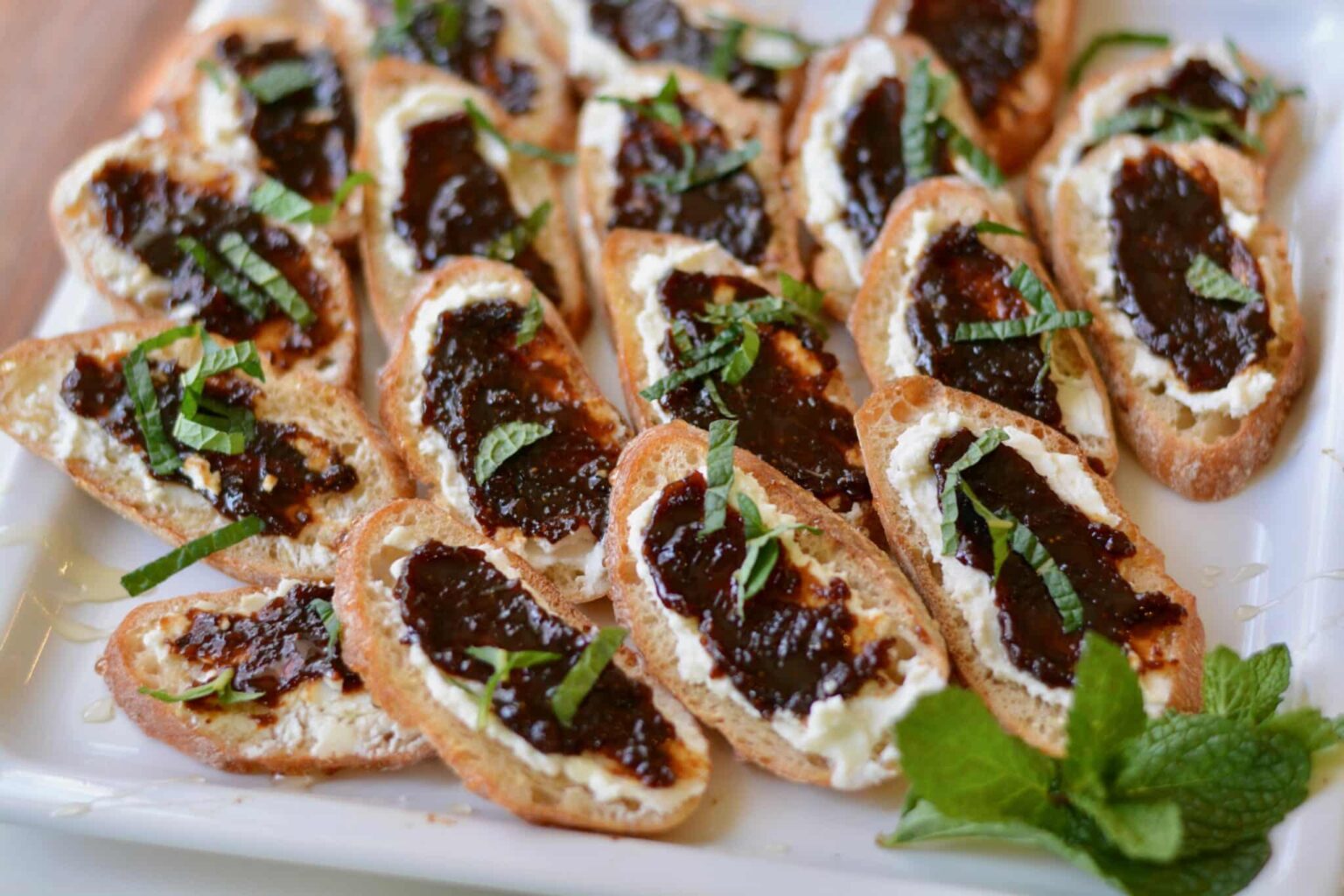 Fig Goat Cheese Crostini The Oven Light