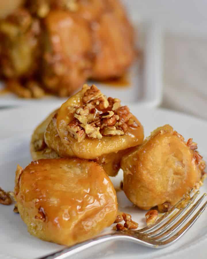 Overnight Sticky Buns | 5 Ingredients Make Ahead Breakfast. The absolute best recipe!
