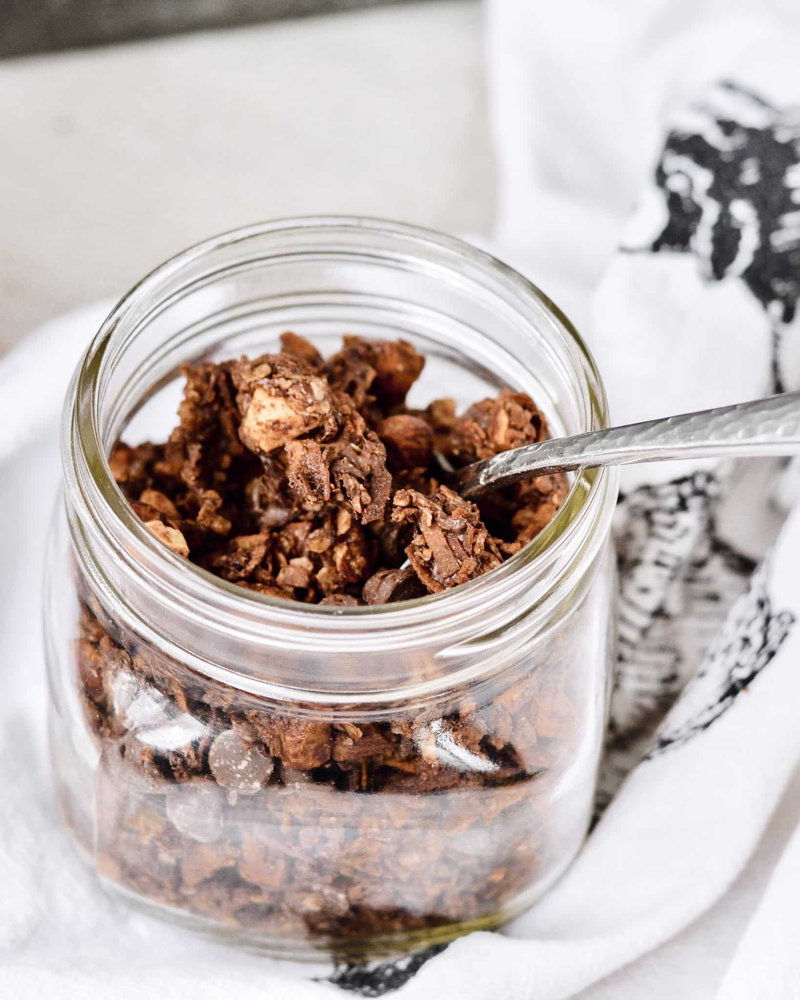 Chocolate Granola With Almonds & Chocolate Chips