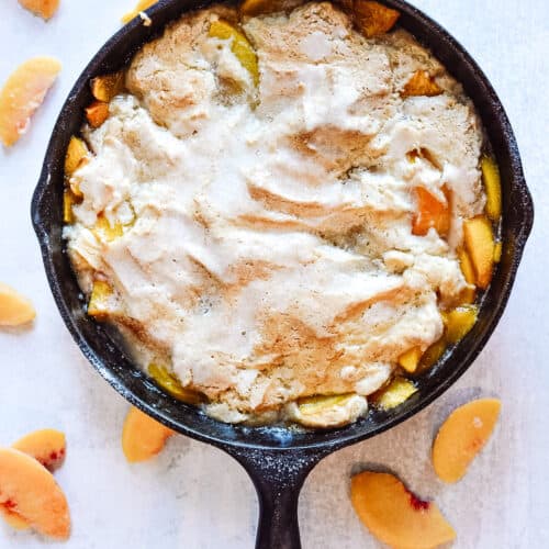 Peach cobbler in Lodge 6.5 inch skillets. : r/castiron